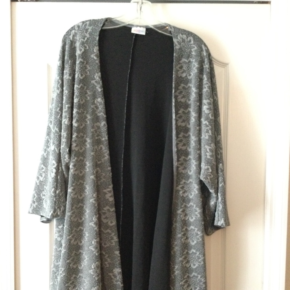 LulaRoe Kimono XL